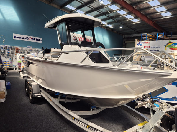 Yellowfin 6200 Centre Cabin - 2023 model