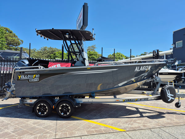 Yellowfin 5800 Centre Console