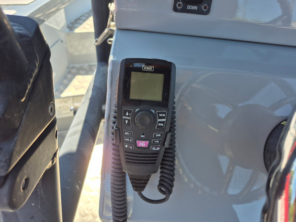 Yellowfin 5800 Centre Console