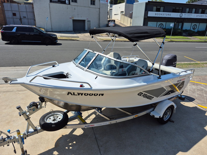 Quintrex 430 Fishabout